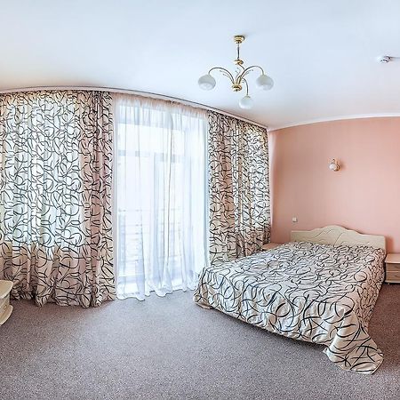Sozh Hotel Gomel Ruang foto