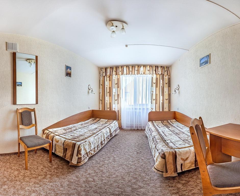 Sozh Hotel Gomel Bagian luar foto