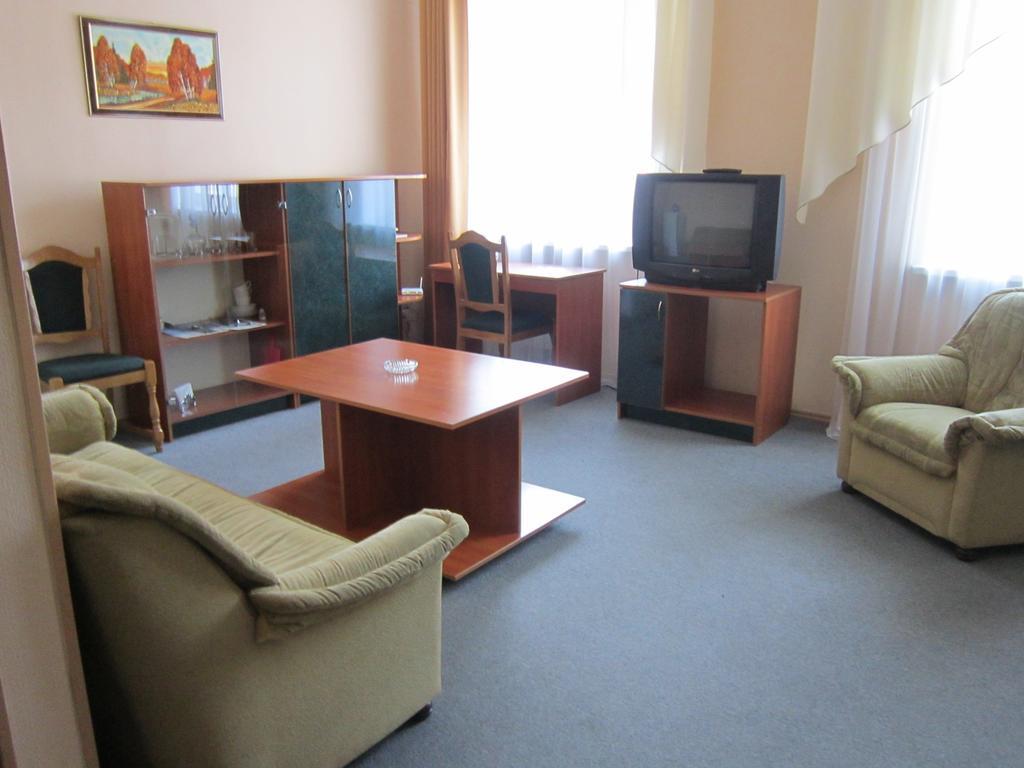 Sozh Hotel Gomel Ruang foto